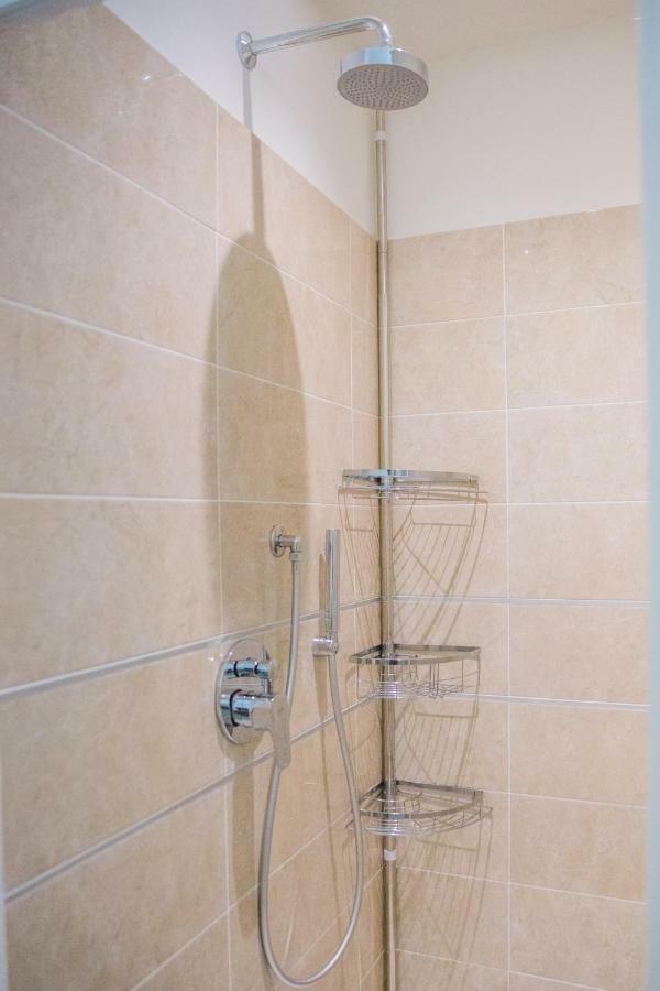 Family Apartment London ヴェローナ エクステリア 写真